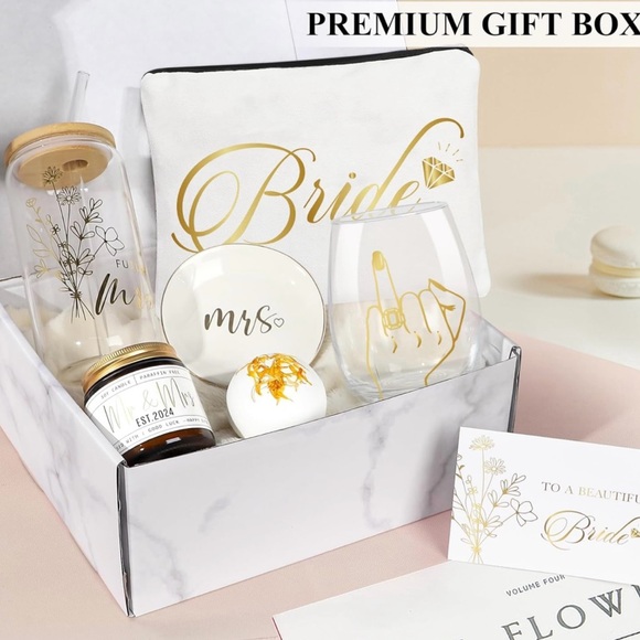 Bride Wine Glass Bath Bomb Makeup Bag Candle Trinket Tray Gift Box - Picture 1 of 5